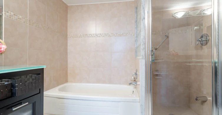 605-7460 Bathurst Street, Vaughan, ON, L4J 7K9 - 33