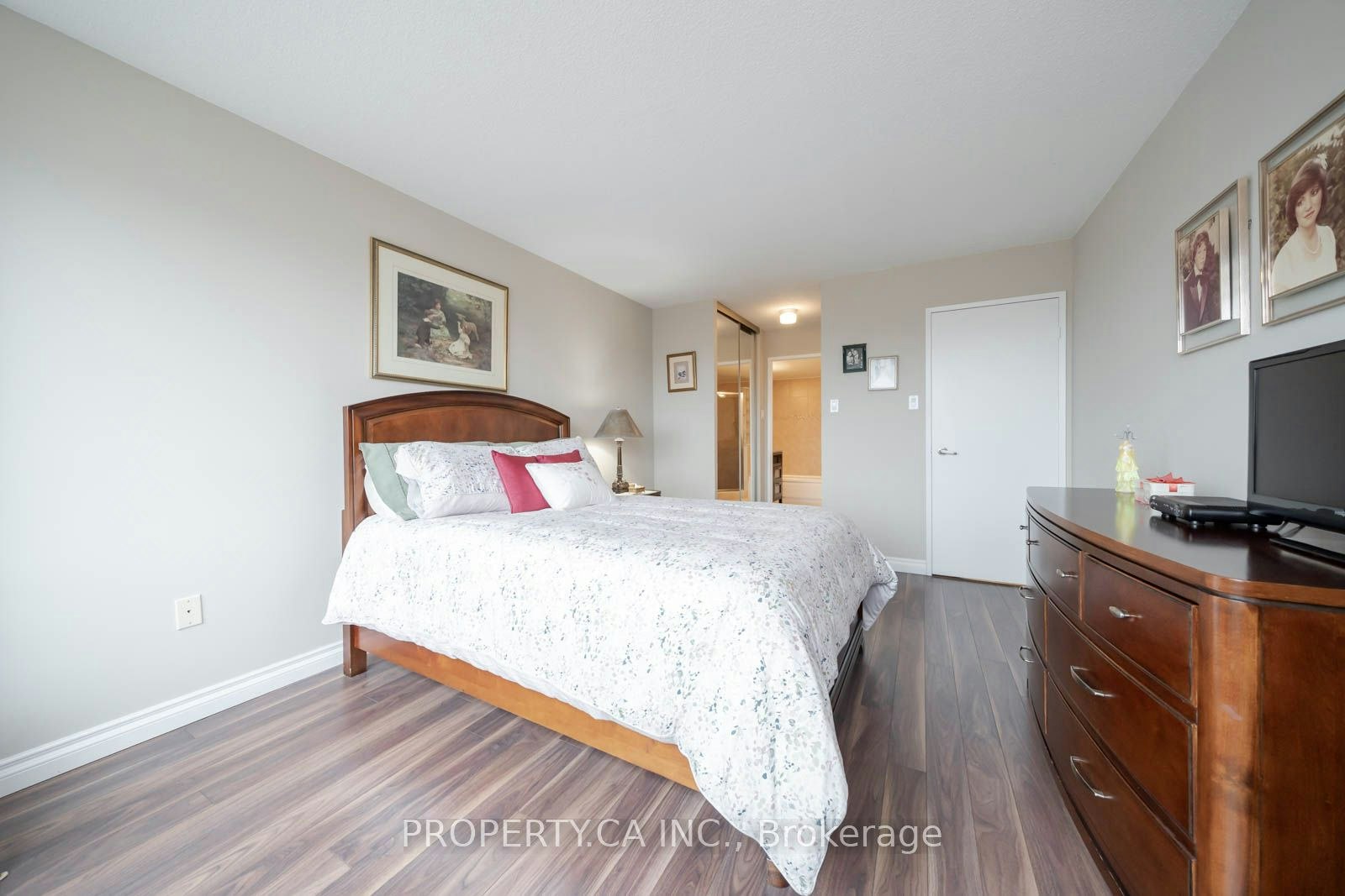 605-7460 Bathurst Street, Vaughan, ON, L4J 7K9 - 24