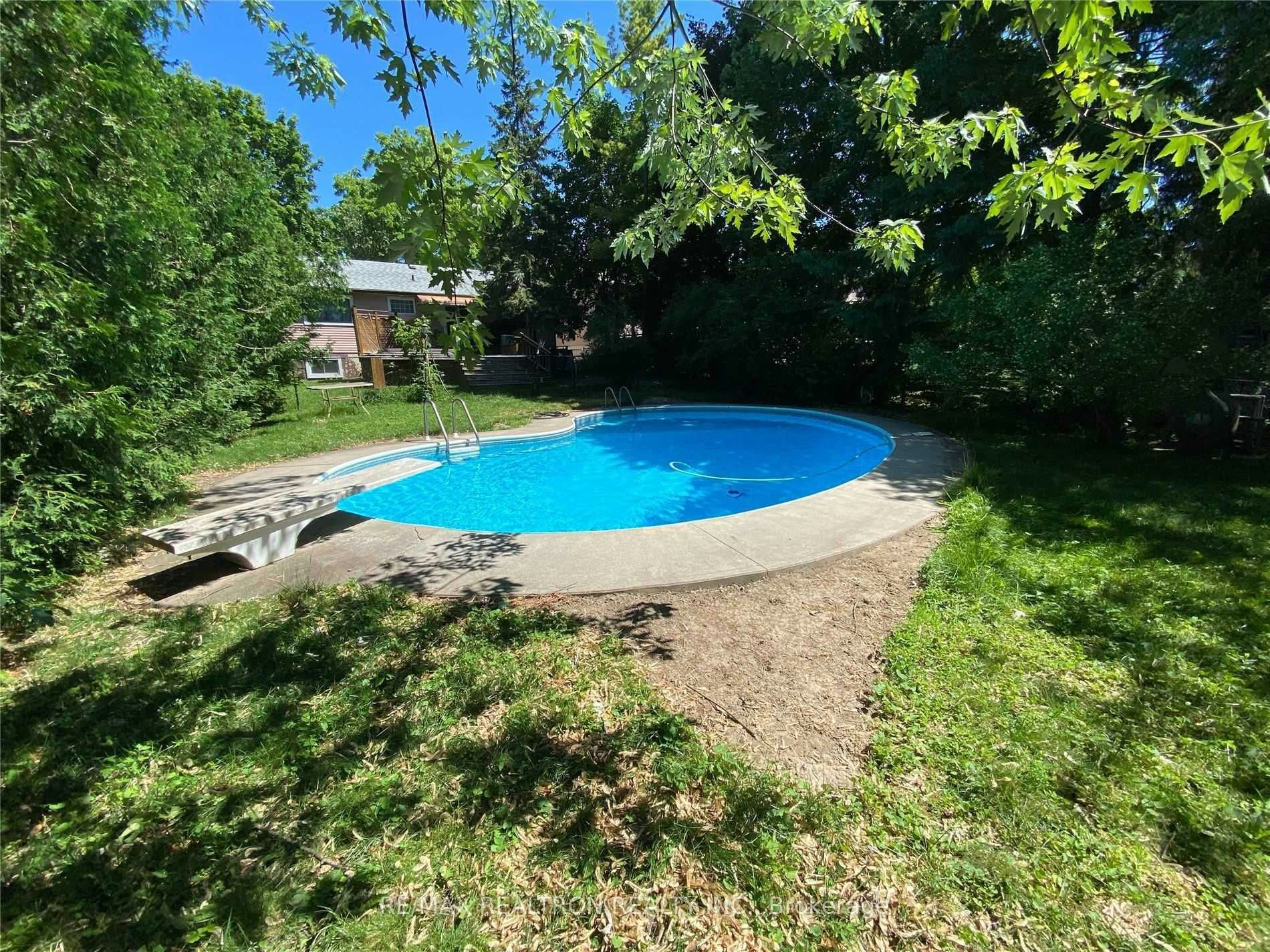 868 Magnolia Avenue, Newmarket, ON, L3Y 3C7 - 24