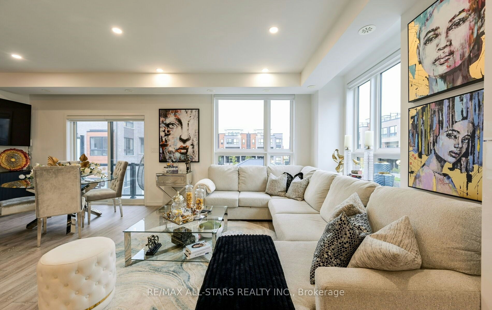 26-26 Lytham Green Circle, Newmarket, ON, L3Y 0H5 - 8