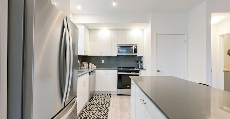 26-26 Lytham Green Circle, Newmarket, ON, L3Y 0H5 - 15