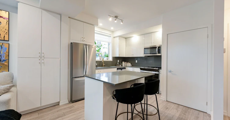 26-26 Lytham Green Circle, Newmarket, ON, L3Y 0H5 - 13