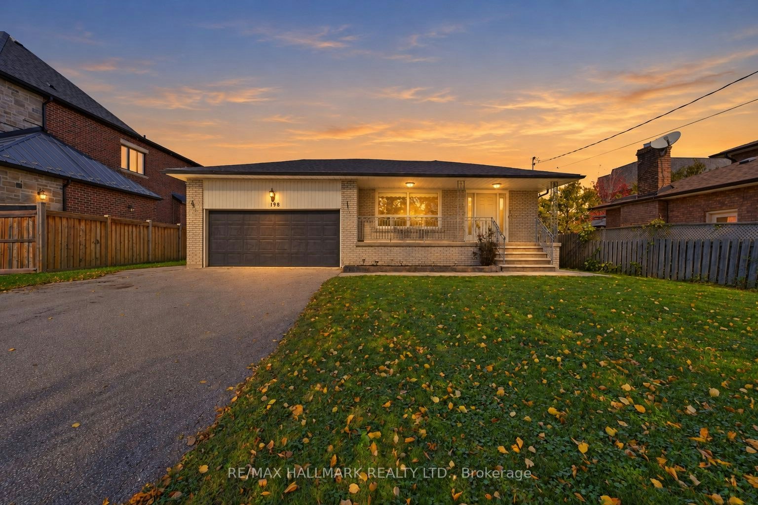 198 Weldrick Road W, Richmond Hill, ON, L4C 3V3