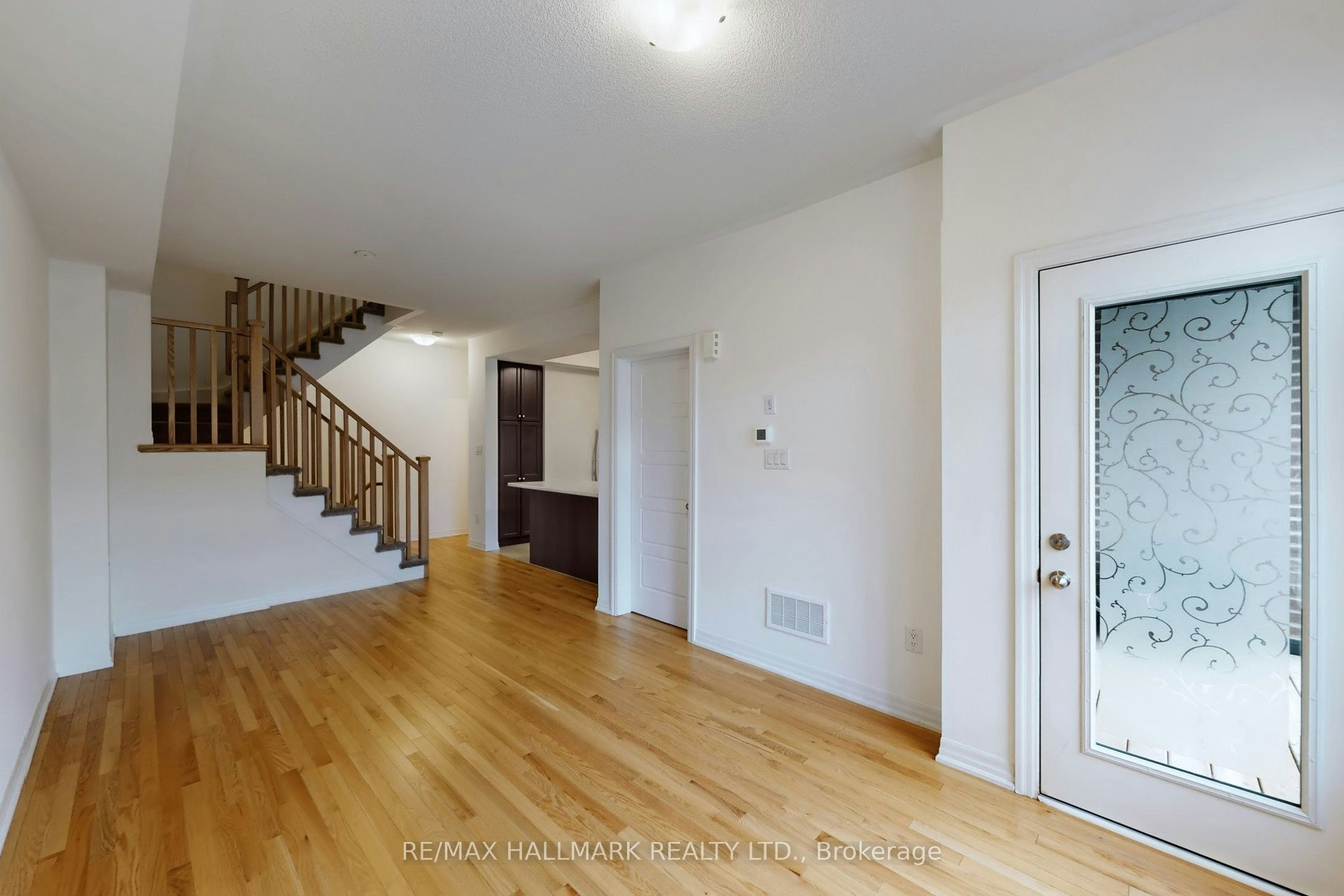 106 Bravo Lane, Newmarket, ON, L3X 0L3 - 5