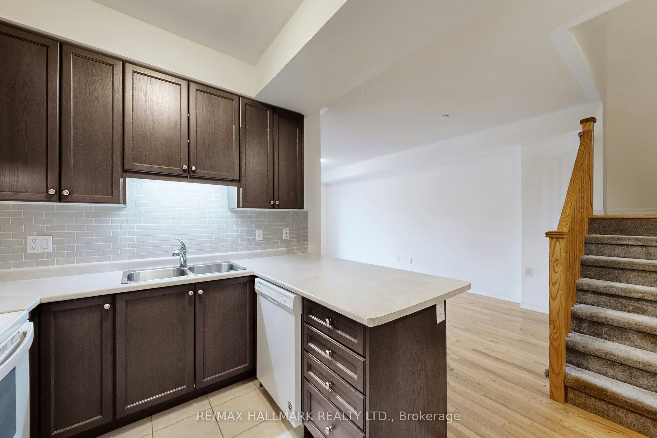 106 Bravo Lane, Newmarket, ON, L3X 0L3 - 11