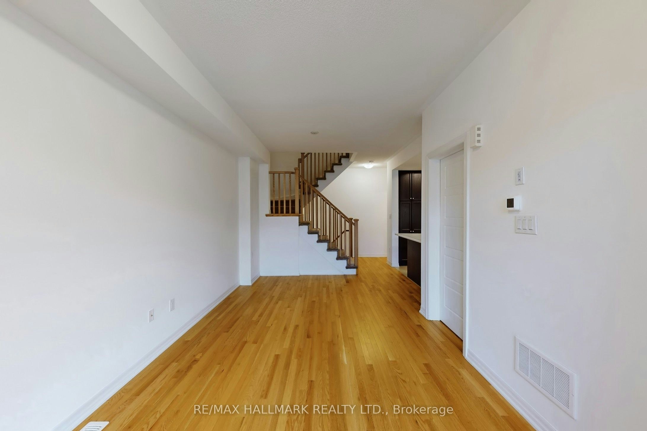 106 Bravo Lane, Newmarket, ON, L3X 0L3 - 6