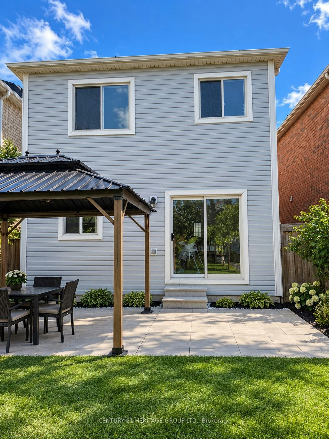 Upper Level, Main & 2nd-212 Armstrong Crescent E, Bradford West Gwillimbury, ON, L3Z 0L4 - 3