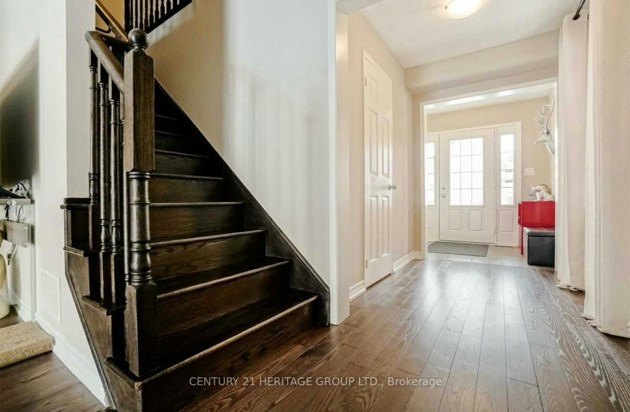 Upper Level, Main & 2nd-212 Armstrong Crescent E, Bradford West Gwillimbury, ON, L3Z 0L4 - 5