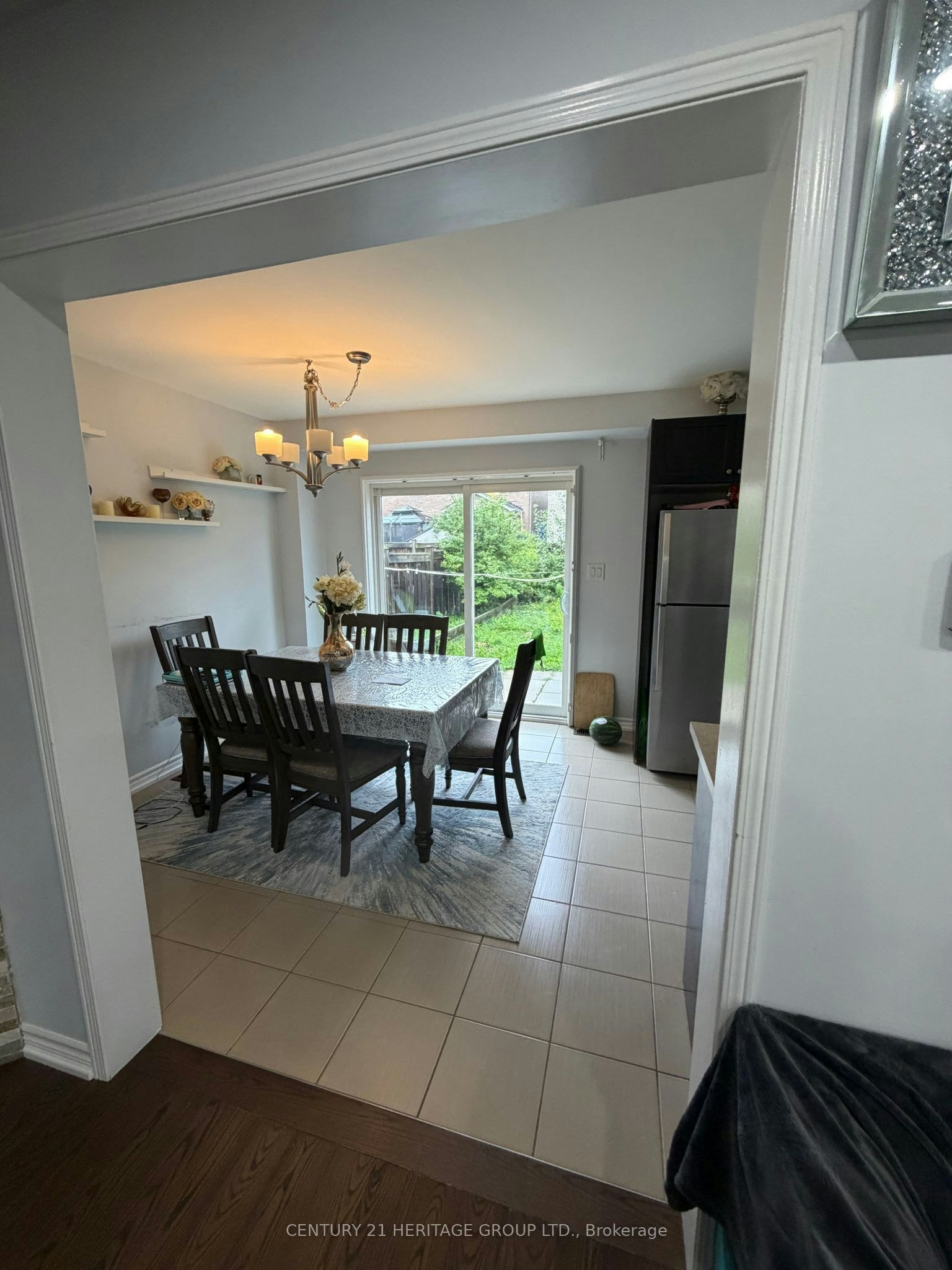 Upper Level, Main & 2nd-212 Armstrong Crescent E, Bradford West Gwillimbury, ON, L3Z 0L4 - 8