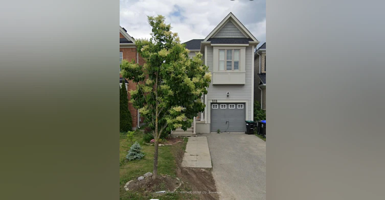 Upper Level, Main & 2nd-212 Armstrong Crescent E, Bradford West Gwillimbury, ON, L3Z 0L4
