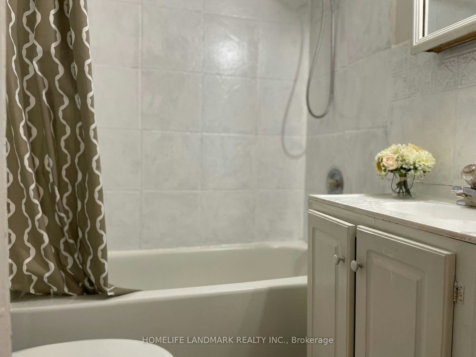 Bsmt-265 Elgin Mills West Road, Richmond Hill, ON, L4C 4M1 - 5