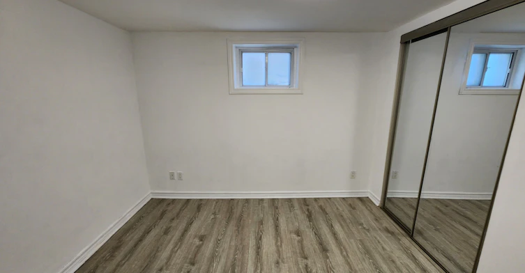 Lower Level-387 Paliser Crescent N, Richmond Hill, ON, L4C 1R5 - 22