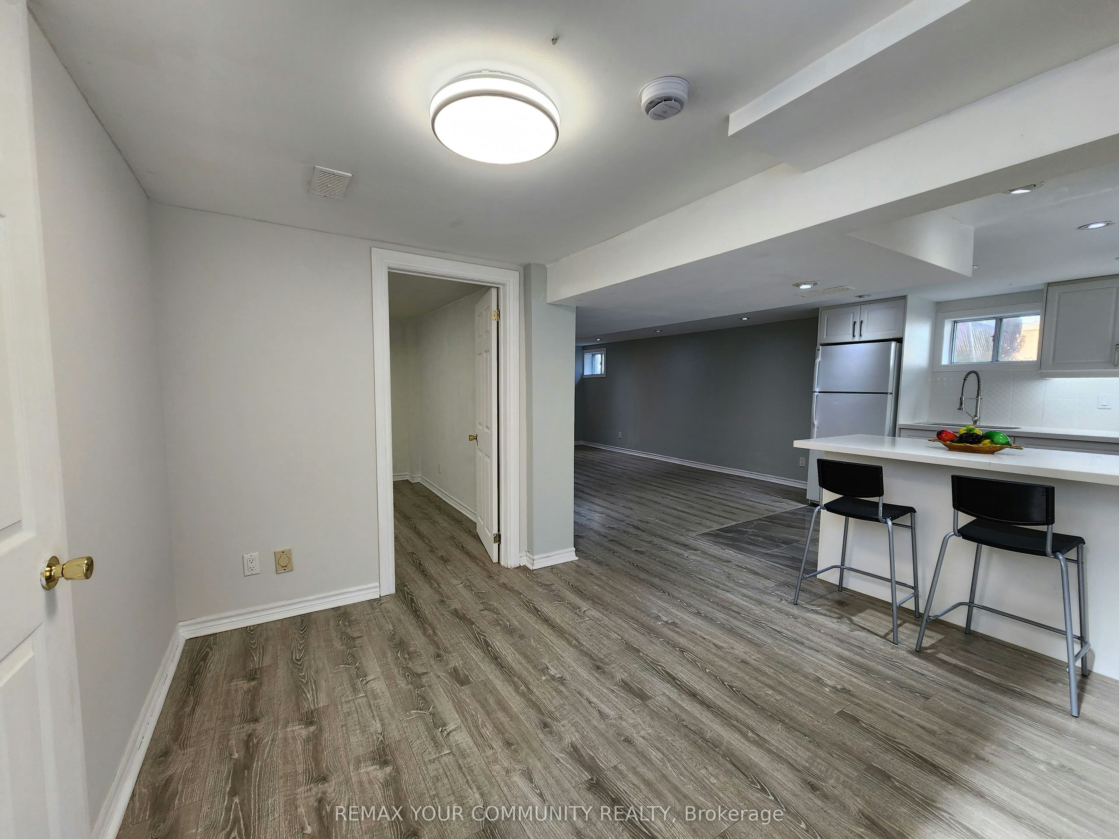 Lower Level-387 Paliser Crescent N, Richmond Hill, ON, L4C 1R5 - 12