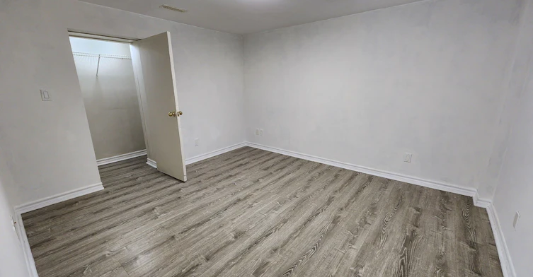 Lower Level-387 Paliser Crescent N, Richmond Hill, ON, L4C 1R5 - 17
