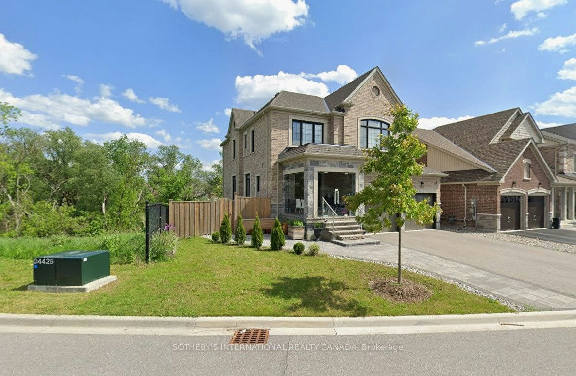 60 Sharonview Crescent, East Gwillimbury, ON, L9N 0S5