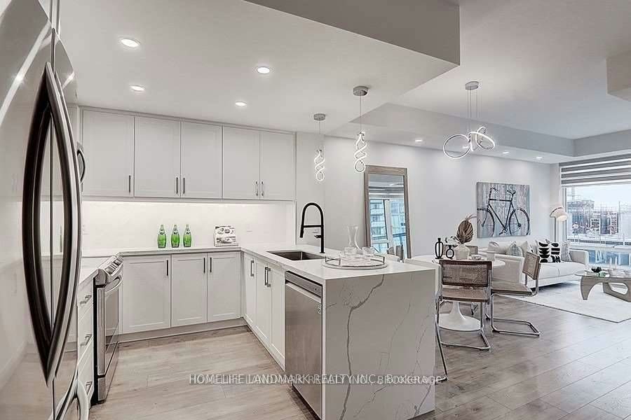 912-8110 Birchmount Road, Markham, ON, L6G 0E3 - 3