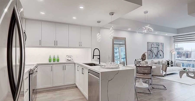 912-8110 Birchmount Road, Markham, ON, L6G 0E3 - 3
