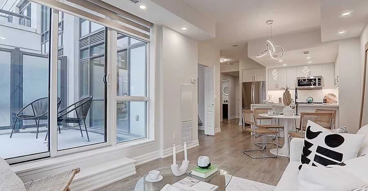 912-8110 Birchmount Road, Markham, ON, L6G 0E3 - 10