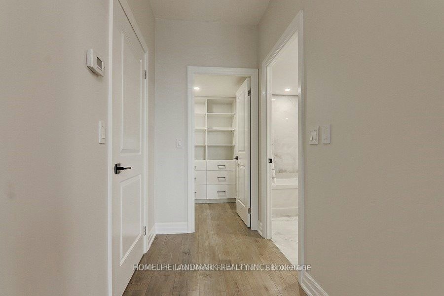 912-8110 Birchmount Road, Markham, ON, L6G 0E3 - 18