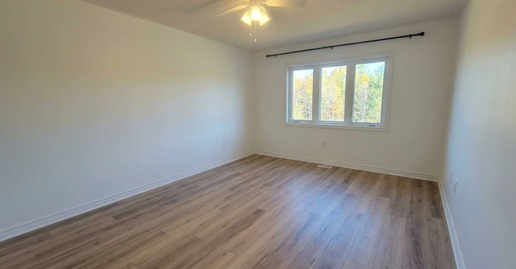 68 Blanchard Crescent, Essa, ON, L3W 0M9 - 12