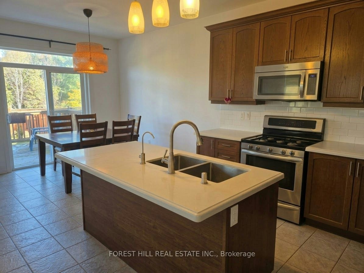 68 Blanchard Crescent, Essa, ON, L3W 0M9 - 6