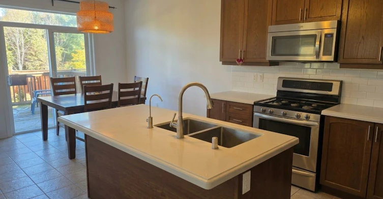 68 Blanchard Crescent, Essa, ON, L3W 0M9 - 6
