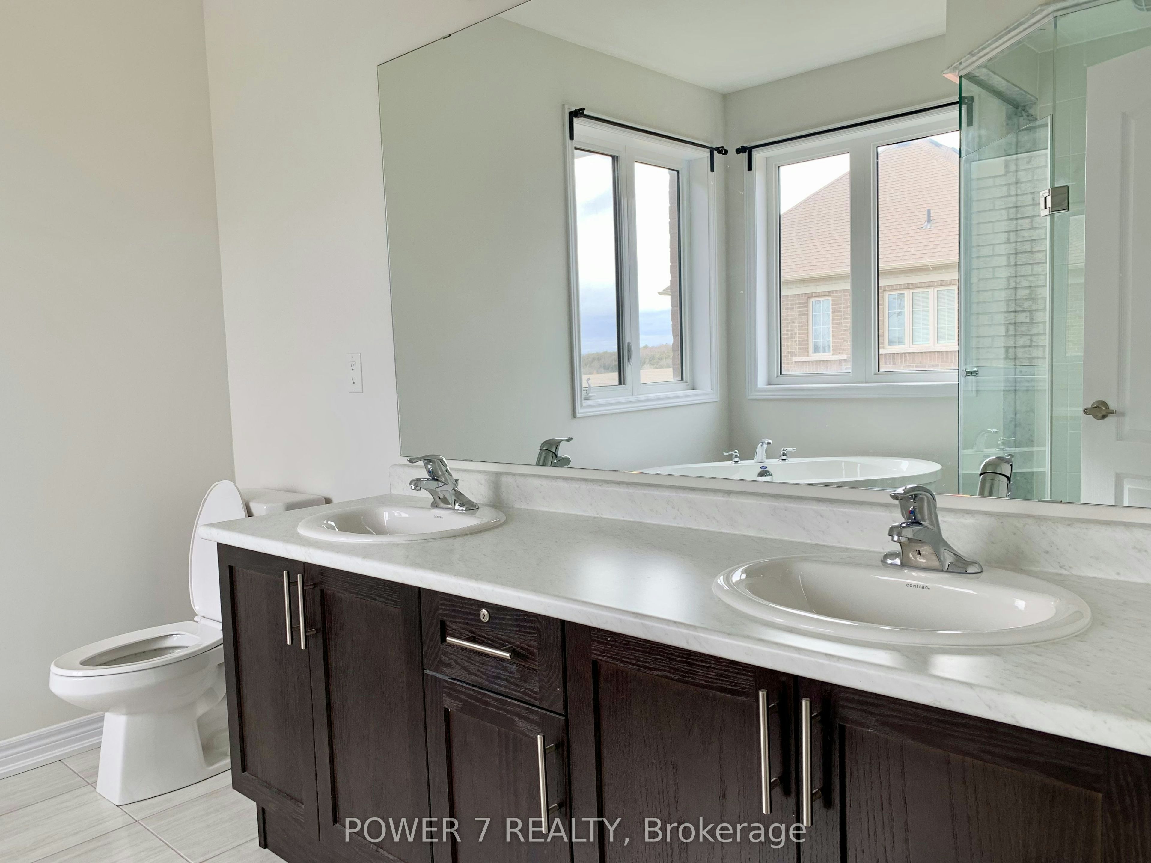 3 Falconridge Terrace, East Gwillimbury, ON, L9N 0R2 - 18