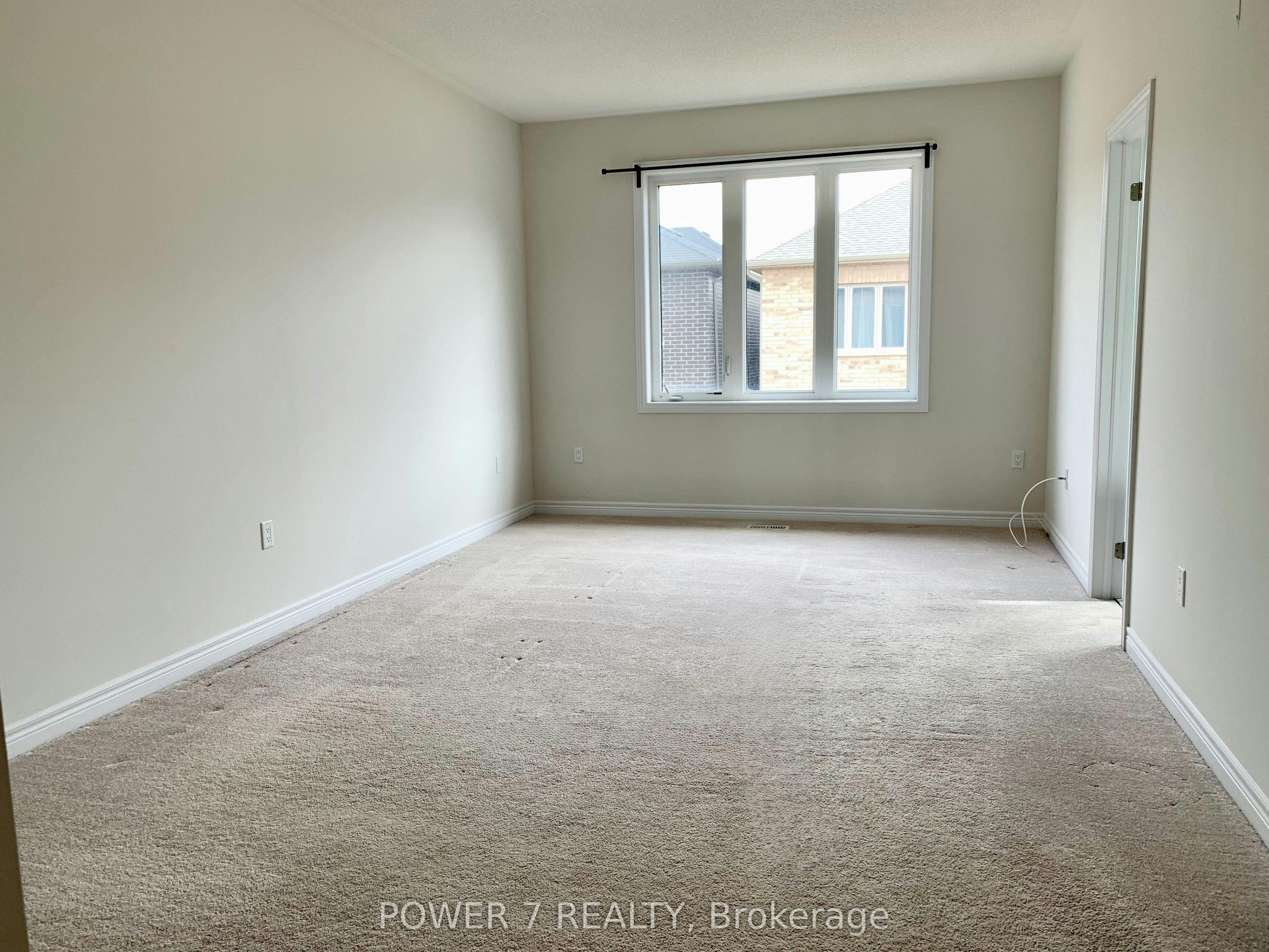3 Falconridge Terrace, East Gwillimbury, ON, L9N 0R2 - 16