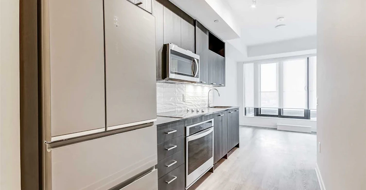 209-120 Eagle Rock Way, Vaughan, ON, L6A 5C2 - 4