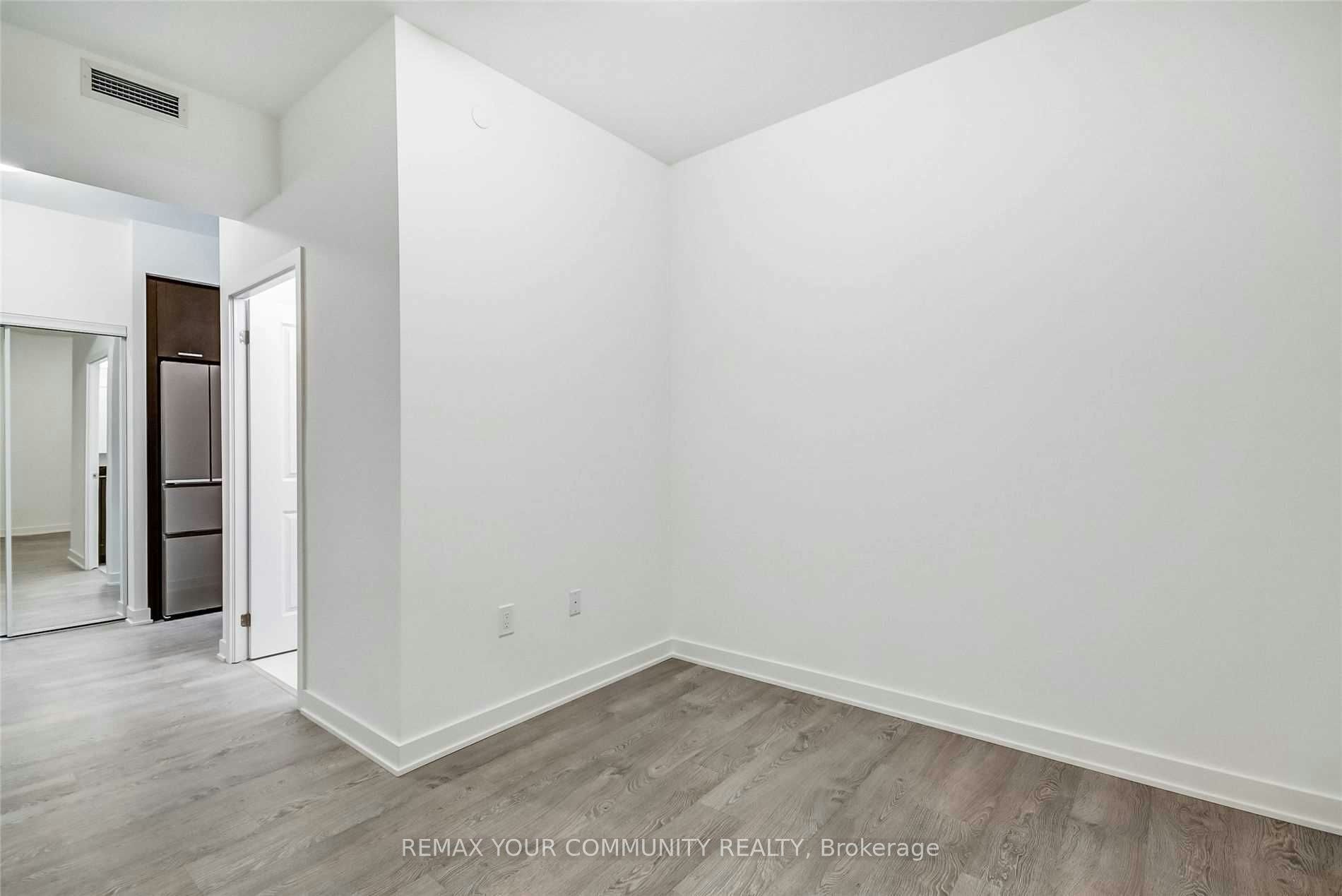 209-120 Eagle Rock Way, Vaughan, ON, L6A 5C2 - 13