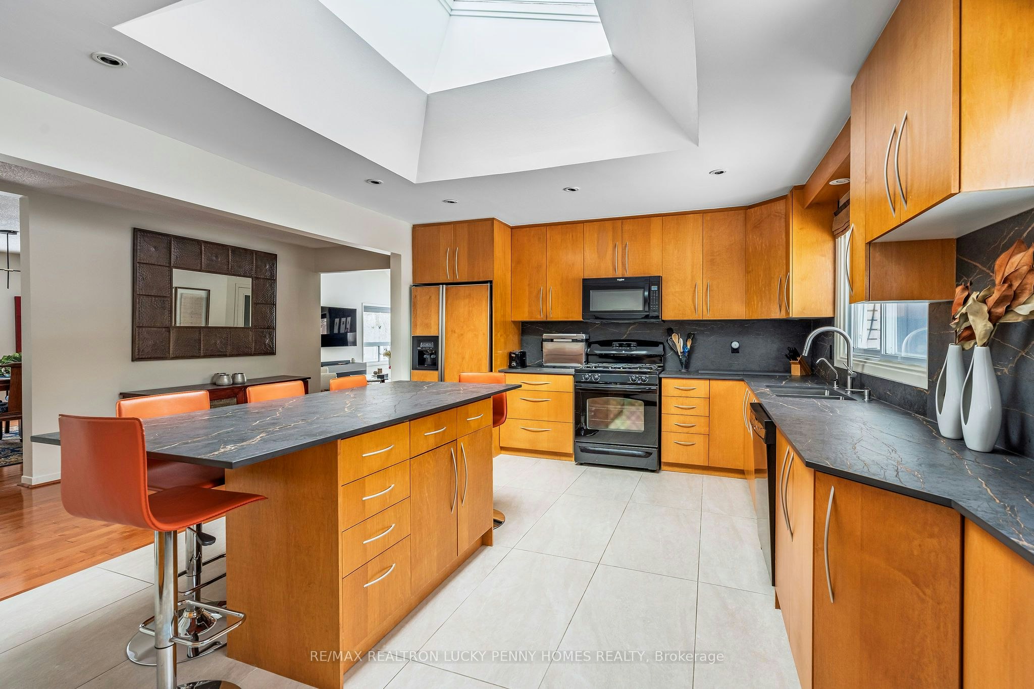 4 Blencathra Hill, Markham, ON, L6C 1G2 - 12
