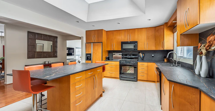 4 Blencathra Hill, Markham, ON, L6C 1G2 - 12