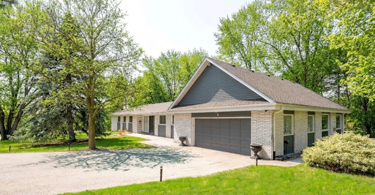 4 Blencathra Hill, Markham, ON, L6C 1G2 - 2