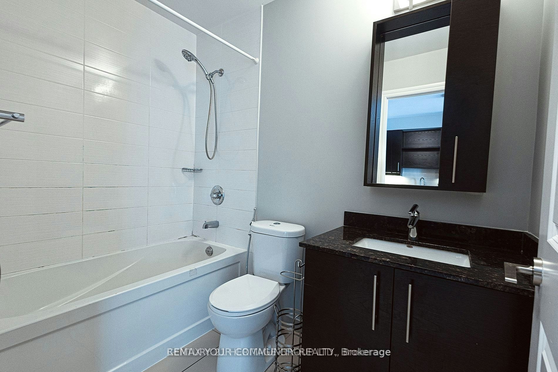 1210-325 South Park Road, Markham, ON, L3T 0B8 - 11