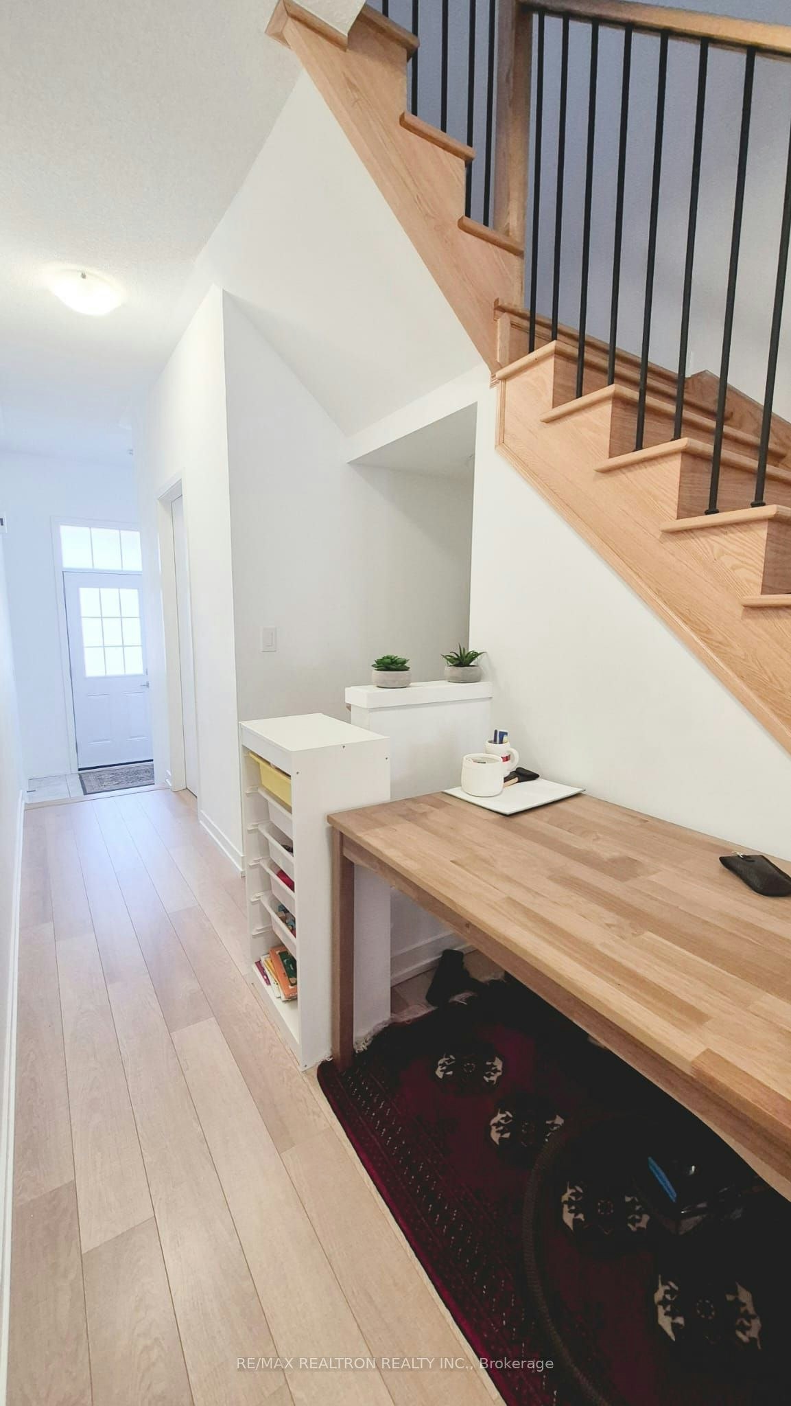 162 Harding Park Street, Newmarket, ON, L3Y 0E4 - 6