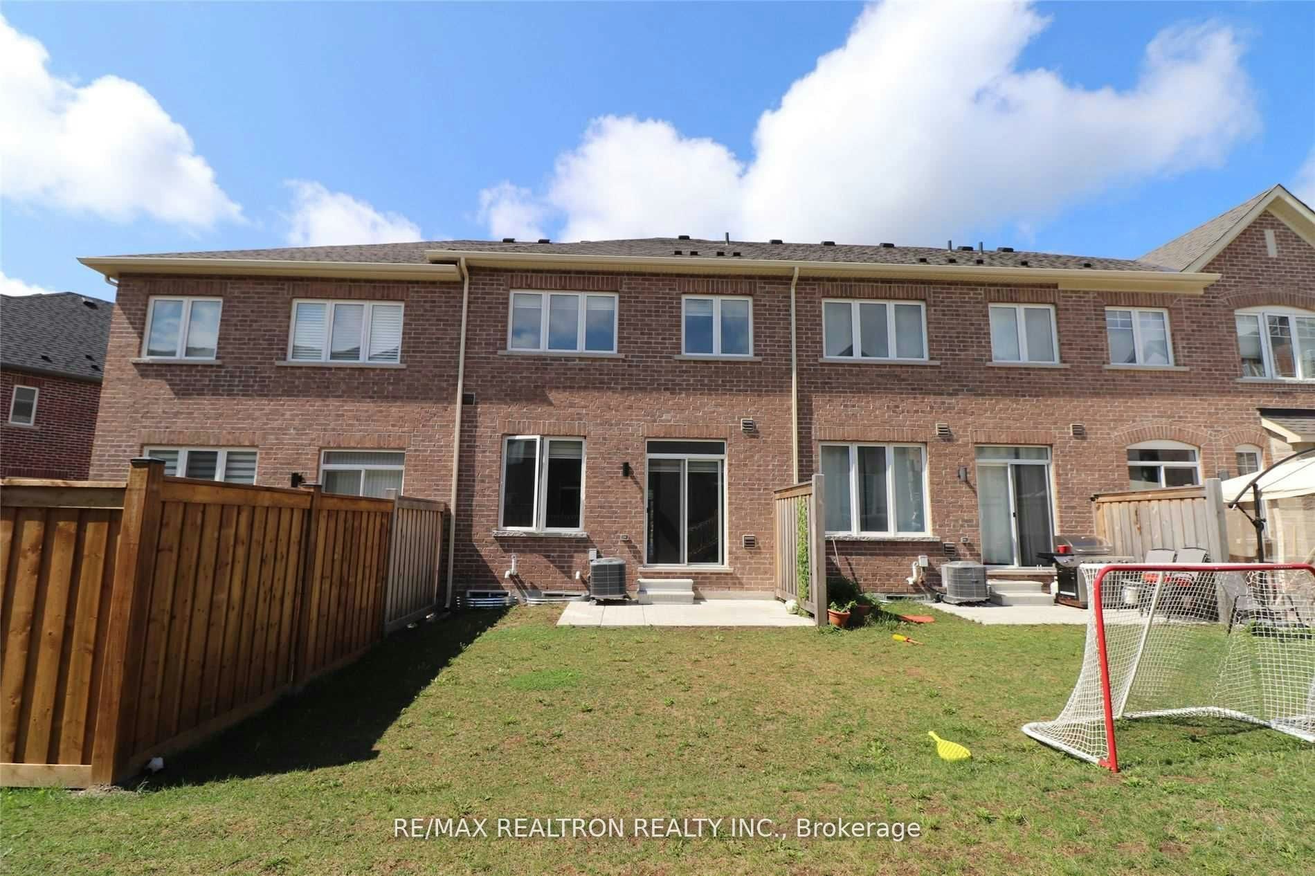 162 Harding Park Street, Newmarket, ON, L3Y 0E4 - 25