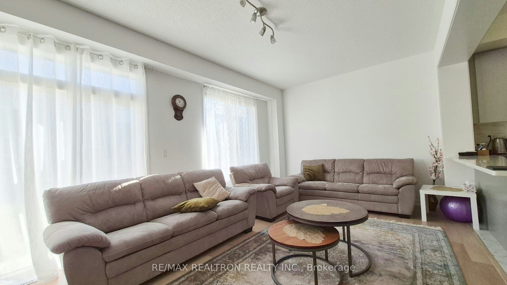 162 Harding Park Street, Newmarket, ON, L3Y 0E4 - 12