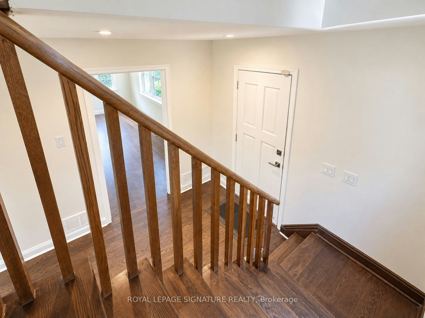 Main Unit-21 Yongeview Avenue, Richmond Hill, ON, L4C 7A3 - 7