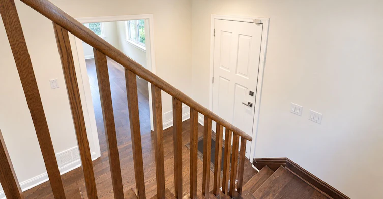 Main Unit-21 Yongeview Avenue, Richmond Hill, ON, L4C 7A3 - 7