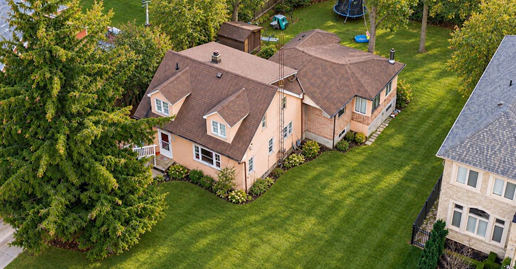 Main Unit-21 Yongeview Avenue, Richmond Hill, ON, L4C 7A3