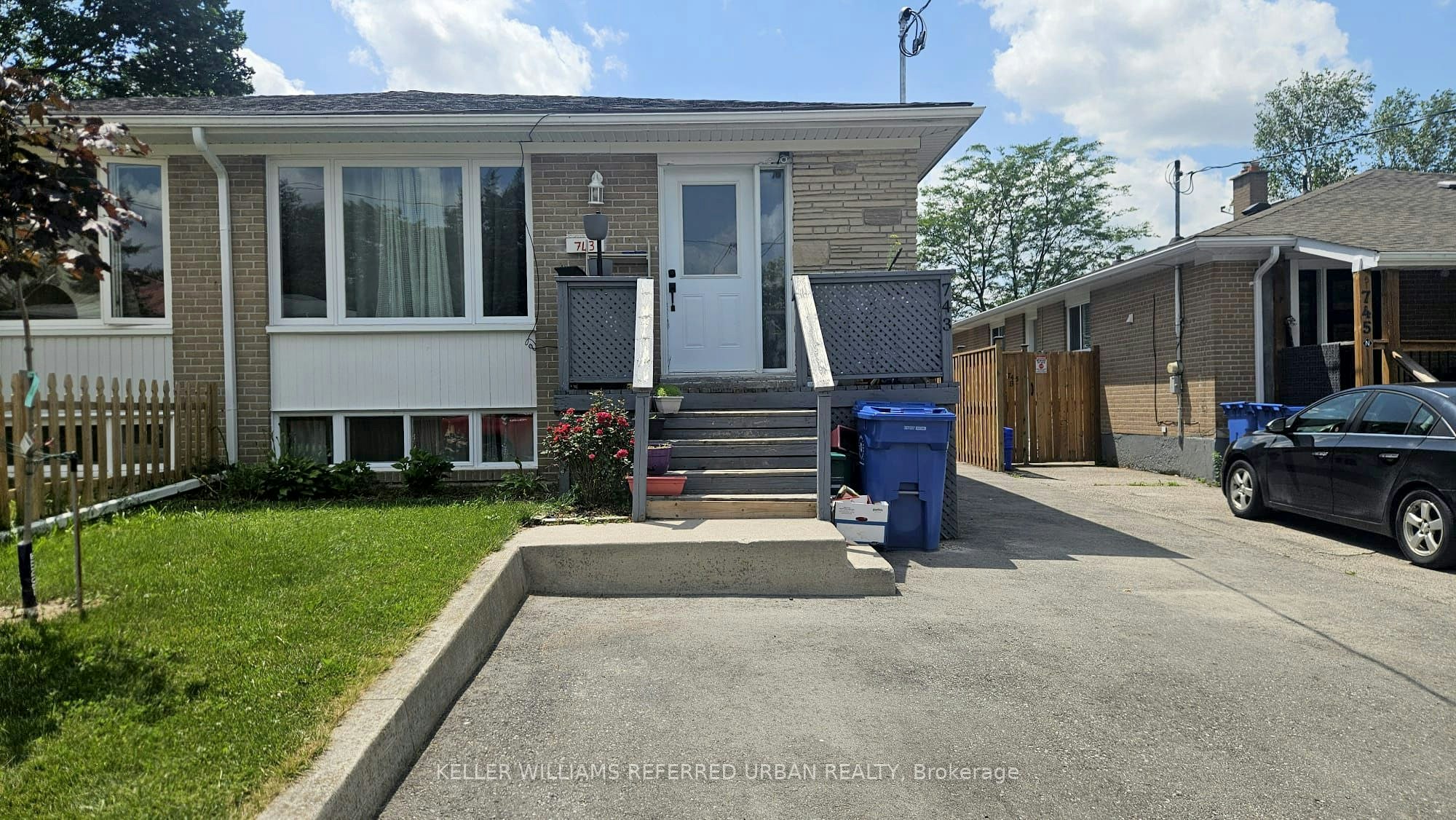 Basement-743 Sunnypoint Drive, Newmarket, ON, L3Y 2Z7
