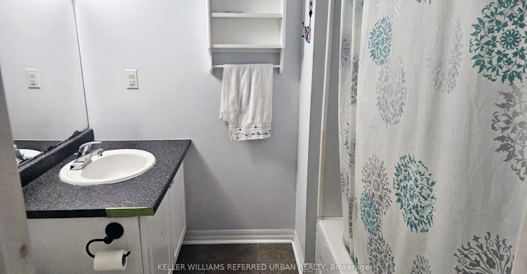 Basement-743 Sunnypoint Drive, Newmarket, ON, L3Y 2Z7 - 7