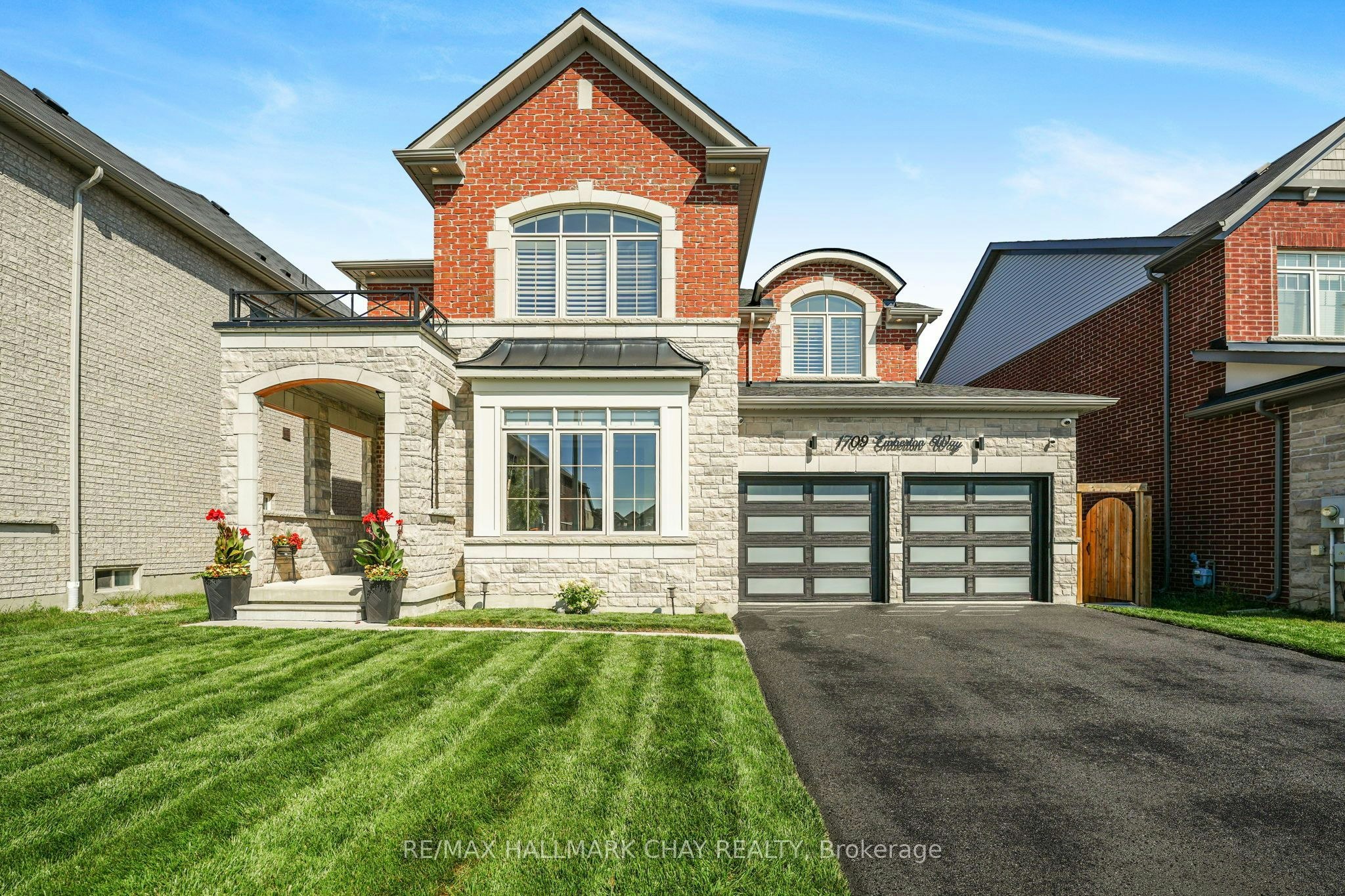 1709 Emberton Way, Innisfil, ON, L9S 0N4