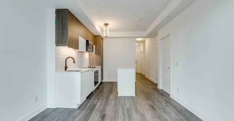 307-8888 Yonge Street, Richmond Hill, ON, L4C 5V6 - 14