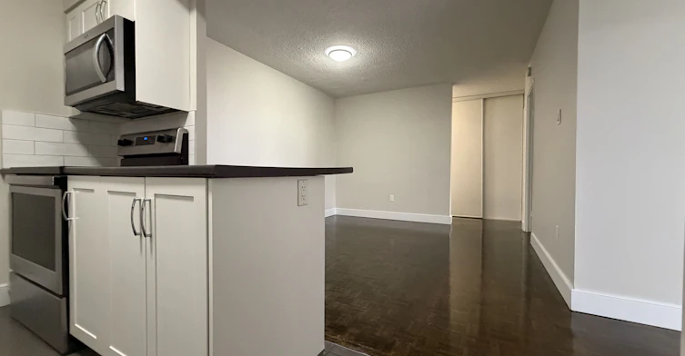 310-145 Wellington Street W, Aurora, ON, L4G 2N9 - 6
