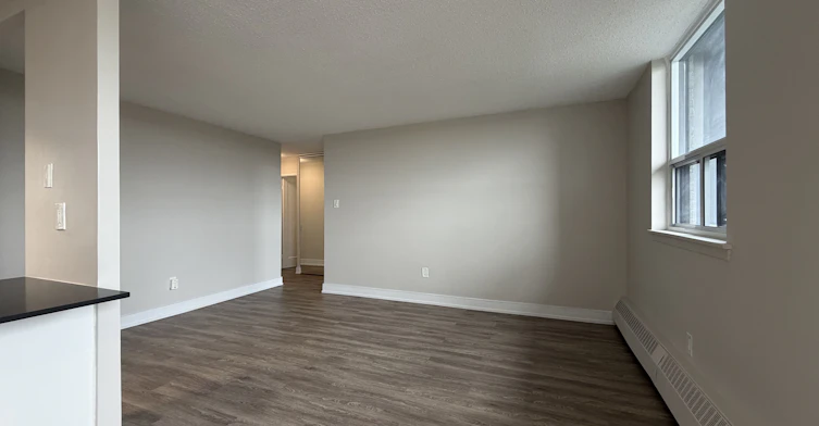 716-147 Wellington Street W, Aurora, ON, L4G 2N9 - 8