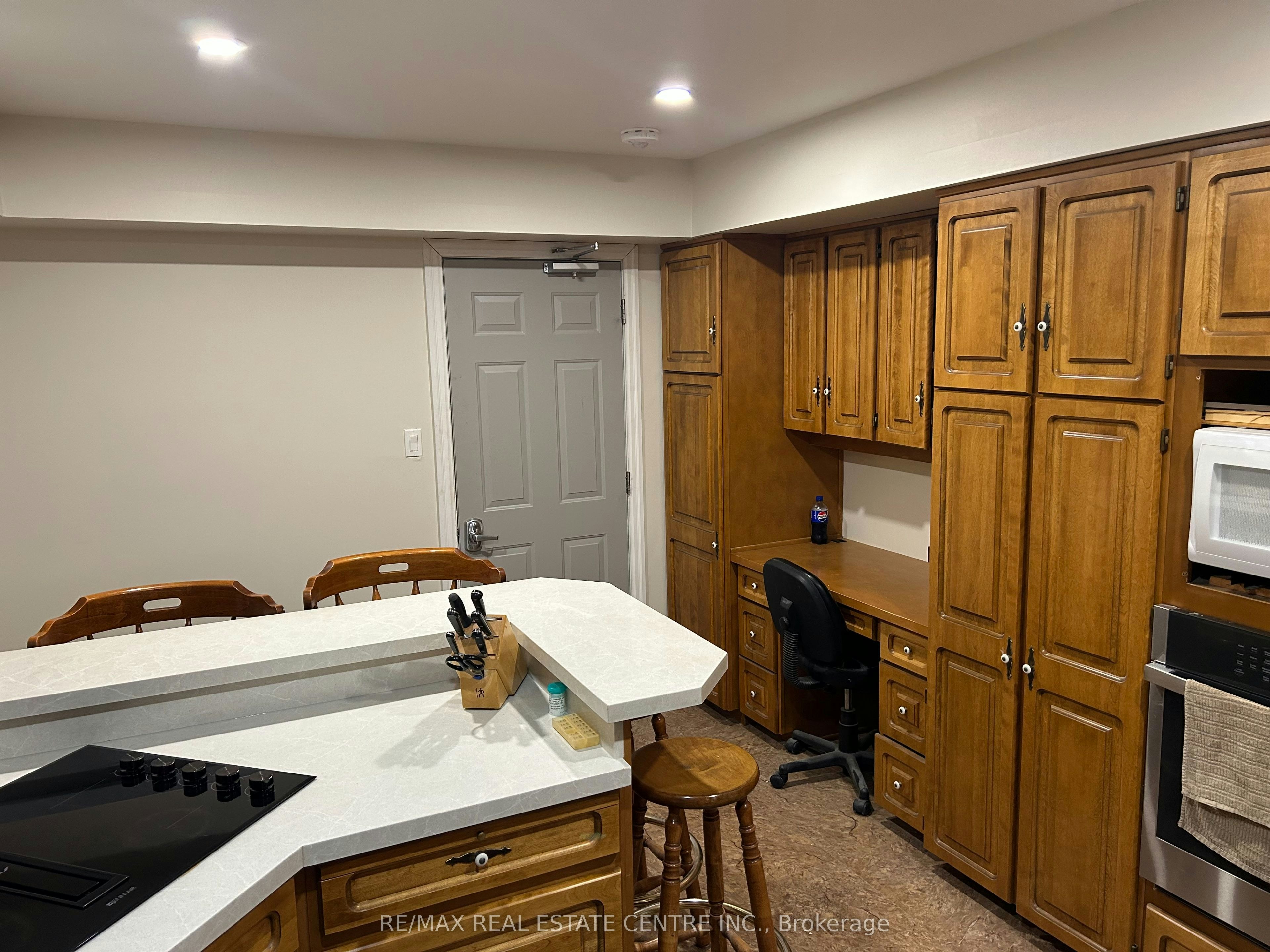 319 King Street N, New Tecumseth, ON, L9R 1N3 - 7
