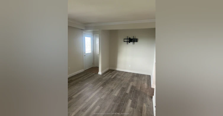 319 King Street N, New Tecumseth, ON, L9R 1N3