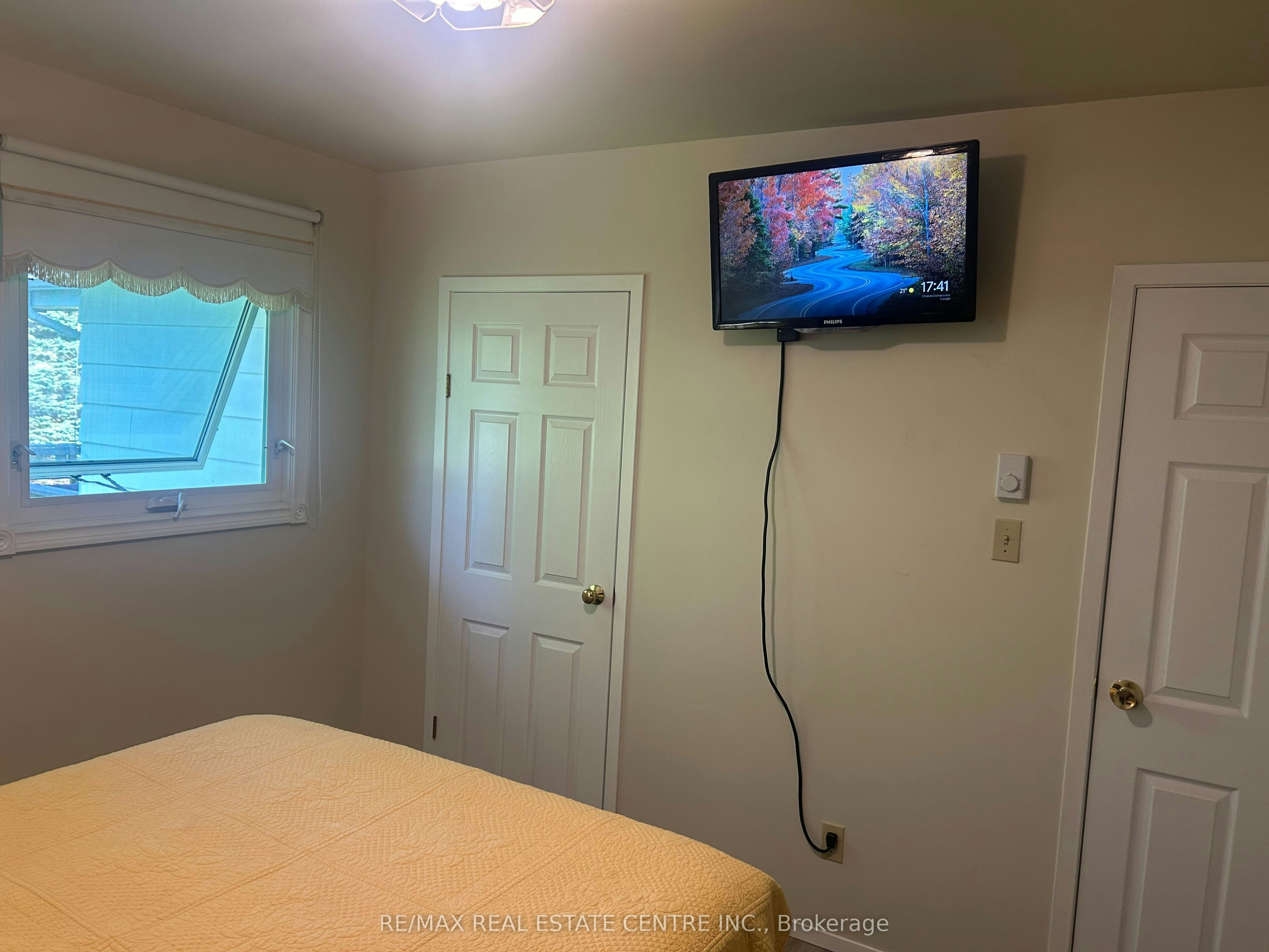 319 King Street N, New Tecumseth, ON, L9R 1N3 - 9