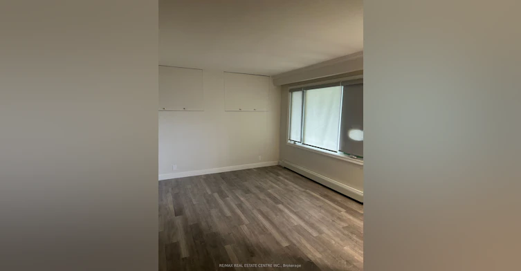 319 King Street N, New Tecumseth, ON, L9R 1N3 - 2